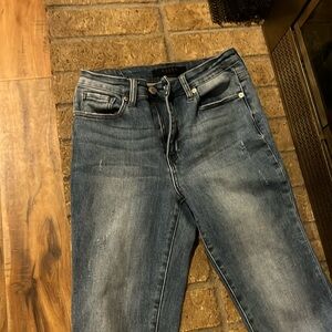 Women's Risen Ankle Jeans